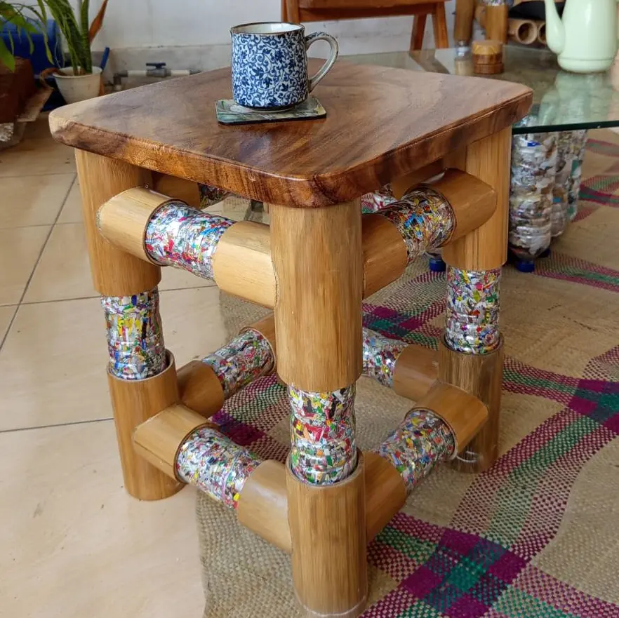 An ecojoiner coffee table in action